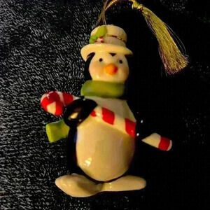 Lenox Very Merry Porcelain Penguin (NWOT)